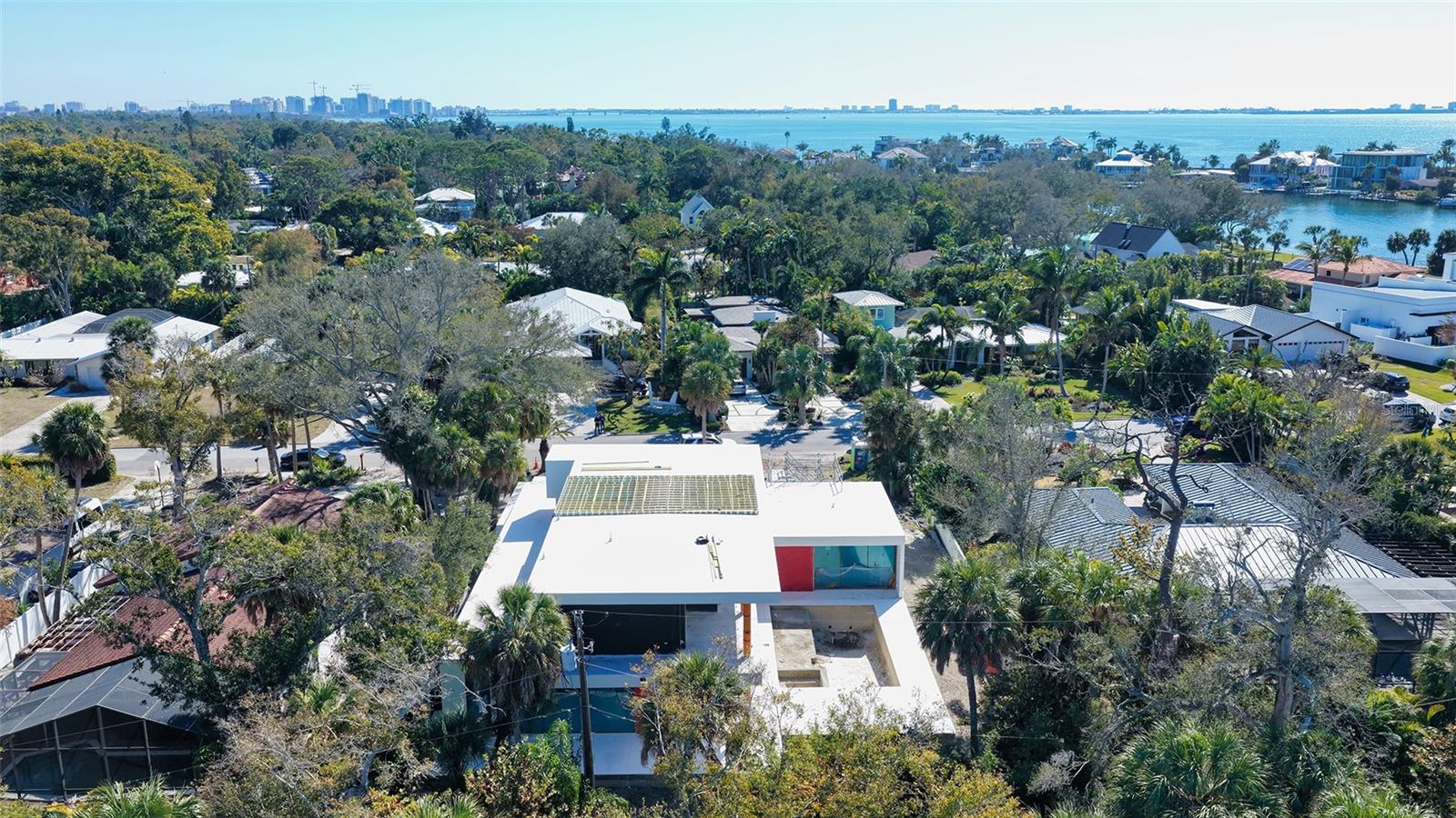 SAPPHIRE SHORES - Residential