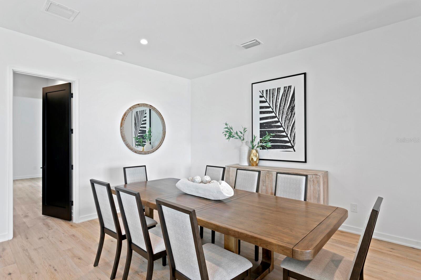 DAVIS POINT TWNHMS - Residential