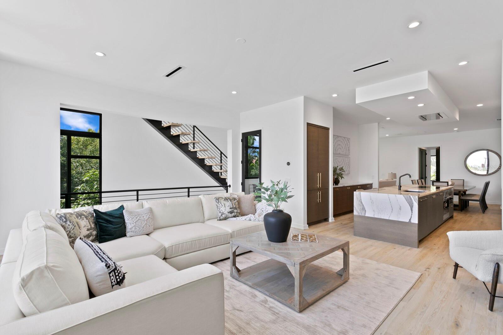 DAVIS POINT TWNHMS - Residential