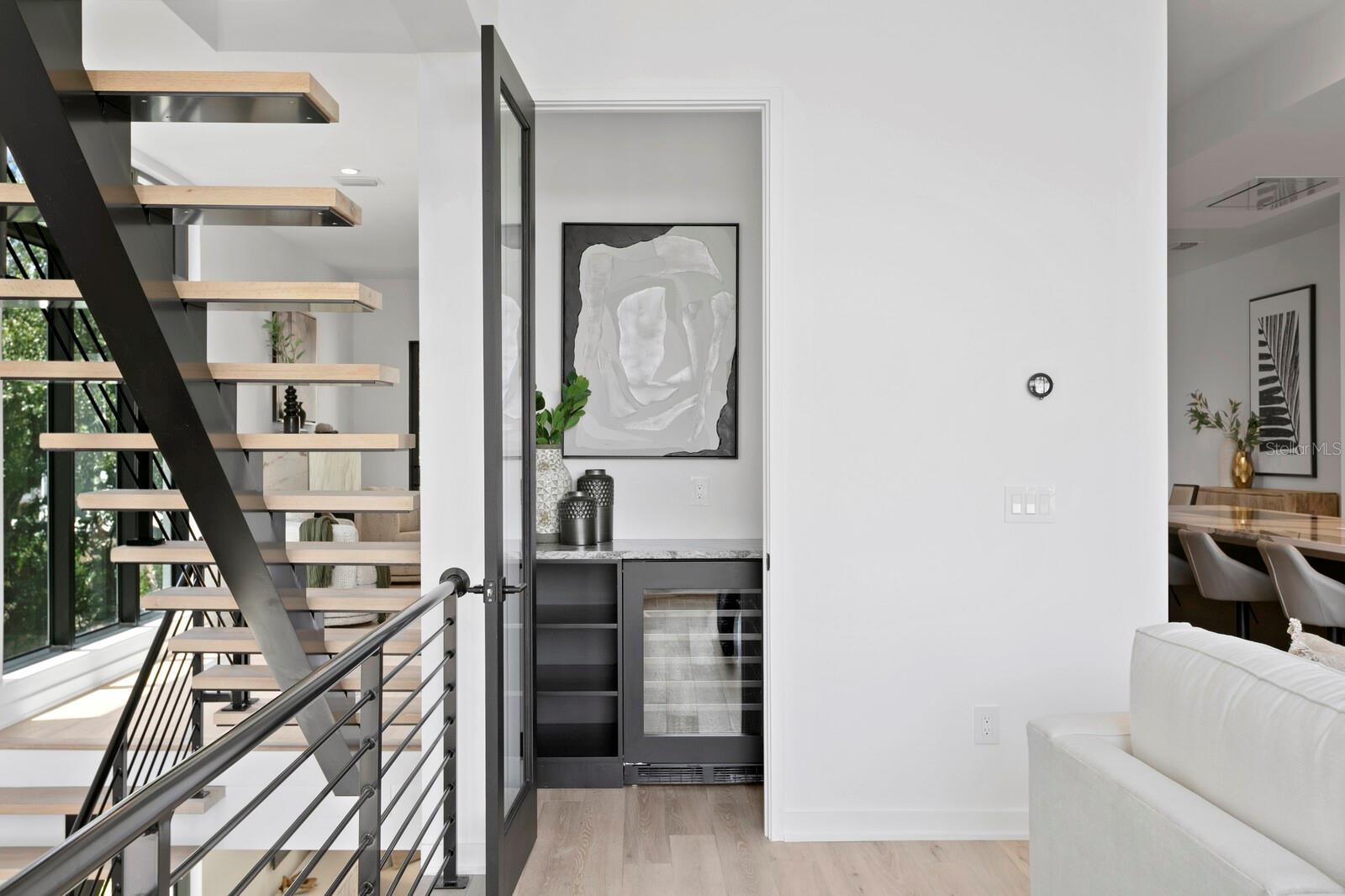 DAVIS POINT TWNHMS - Residential