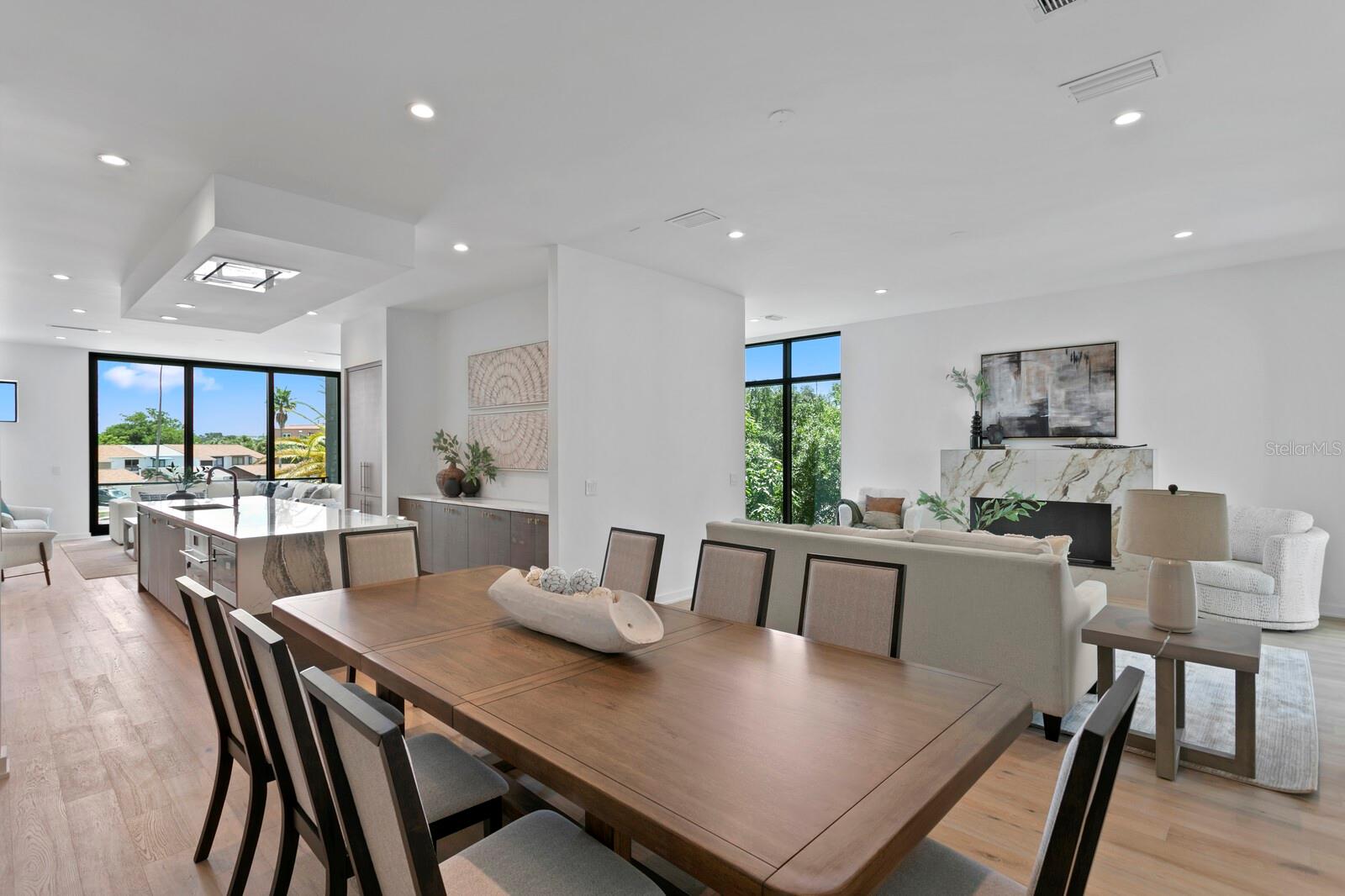 DAVIS POINT TWNHMS - Residential