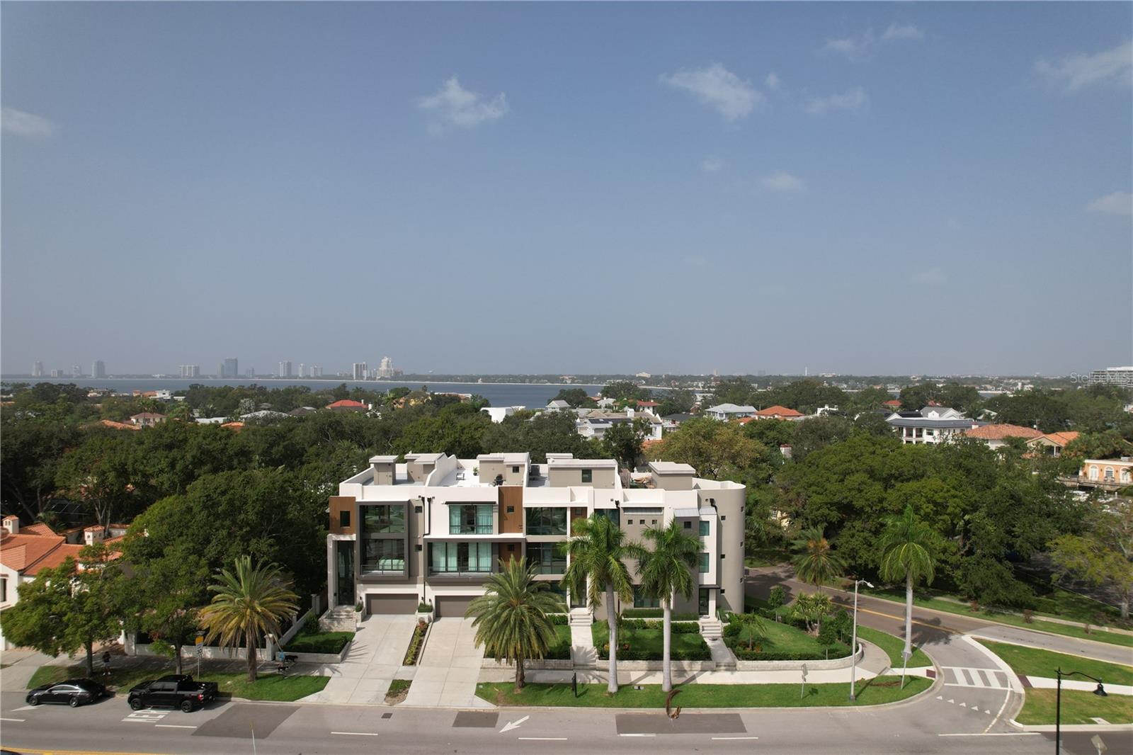 DAVIS POINT TWNHMS - Residential