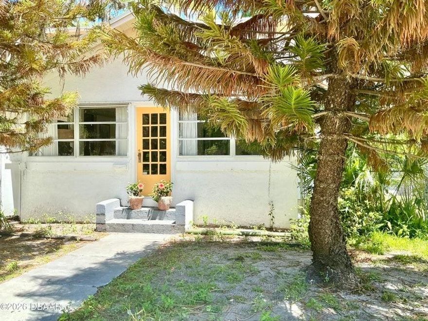 Welcome to 711 S Palmetto Avenue ideally located in the heart of Daytona Beach. Moments from the scenic Intracoastal Waterway and Historic District, this beautifully updated property offers a fantastic opportunity for homeowners, investors or those seeking a vacation retreat in a vibrant, coastal community.Featuring a bright and inviting layout with new flooring in main living spaces. Kitchen is equipped with brand new appliances making this home move-in ready. New mini-split provides efficient climate control. Plenty of space for family and friends.