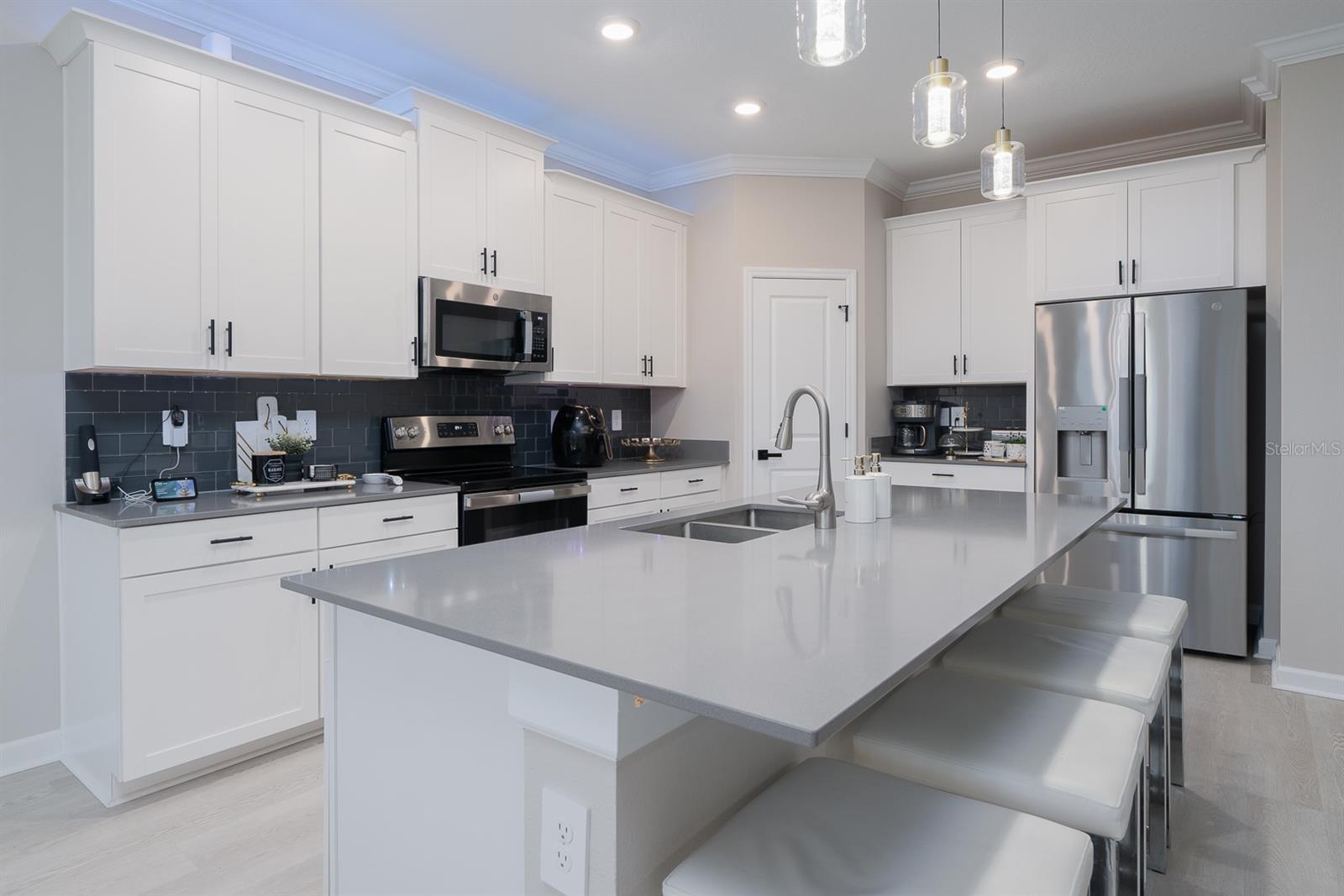 CAMDEN PK/PROVIDENCE-PH 4 - Residential Lease