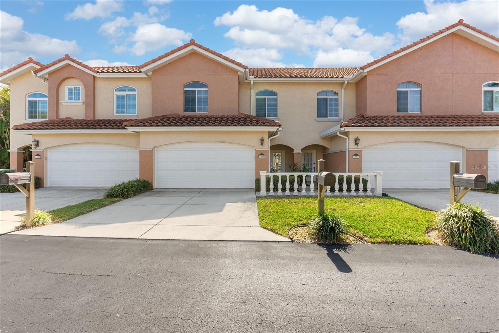 VILLAS DEL VERDE - Residential