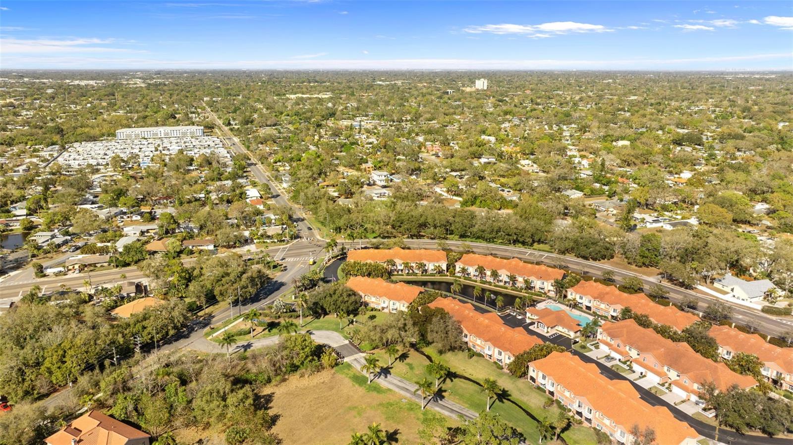 VILLAS DEL VERDE - Residential