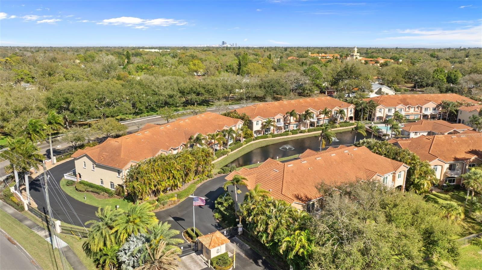 VILLAS DEL VERDE - Residential