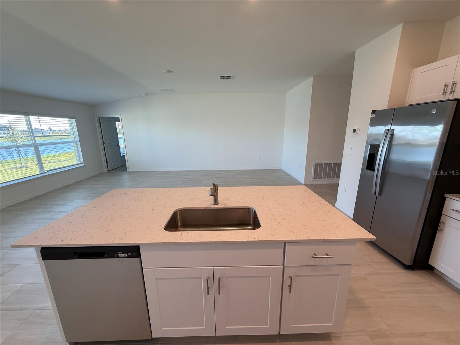 PROSPERITY LAKES - Residential Lease