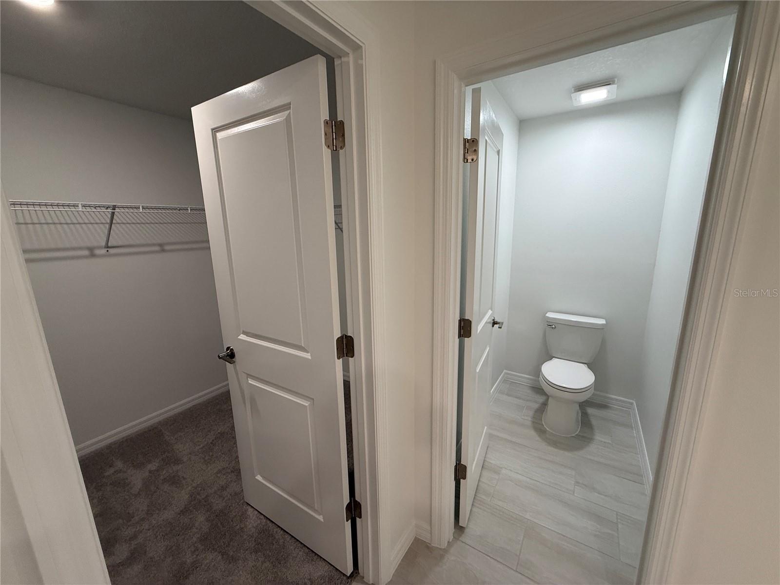 PROSPERITY LAKES - Residential Lease