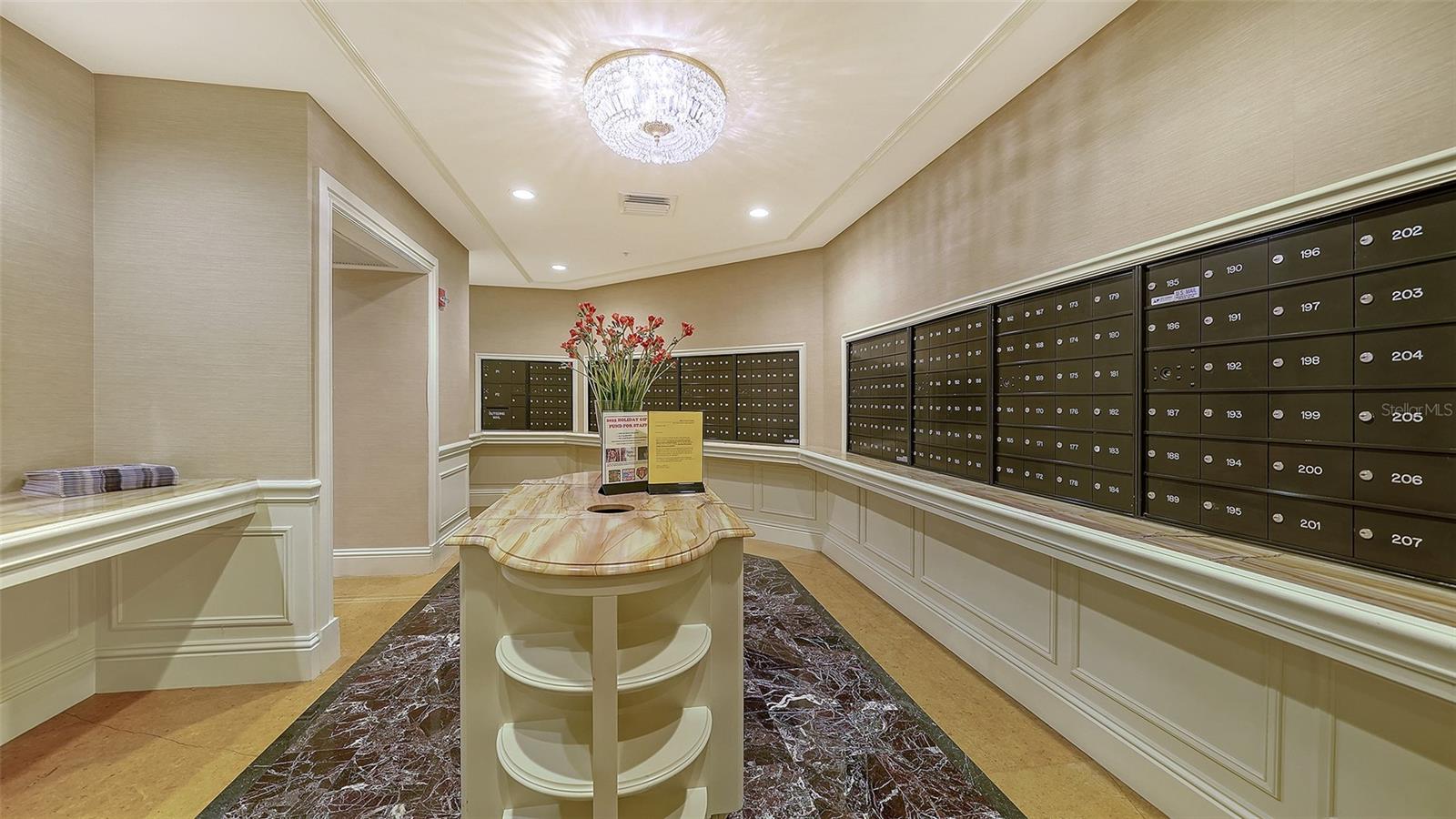 ALINARI - Residential Lease