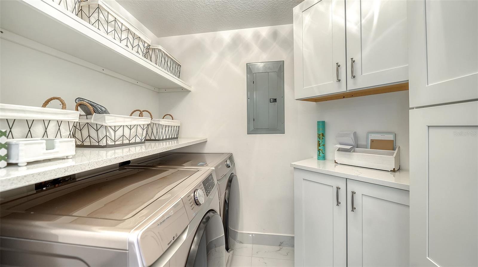 ALINARI - Residential Lease