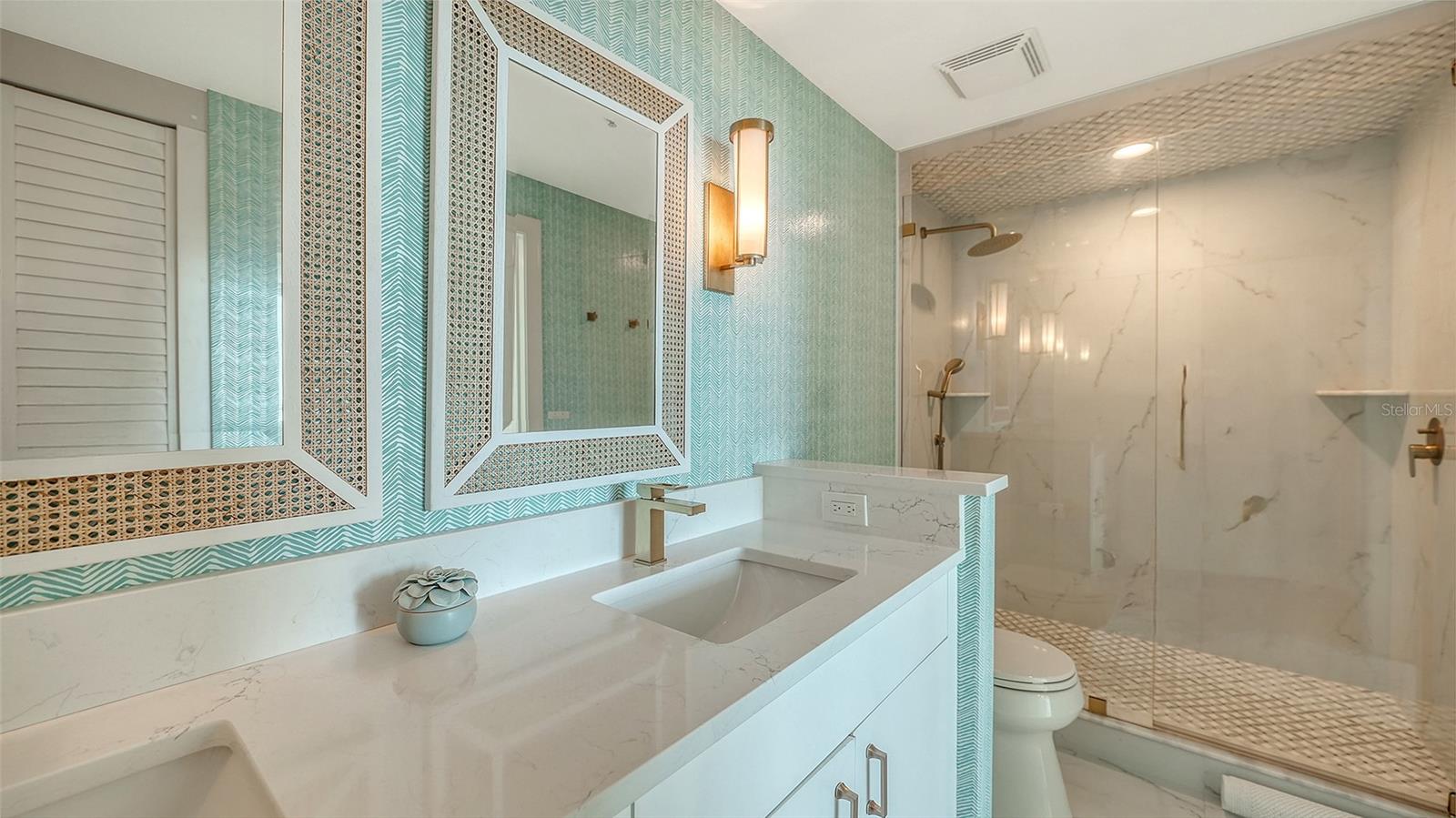 ALINARI - Residential Lease