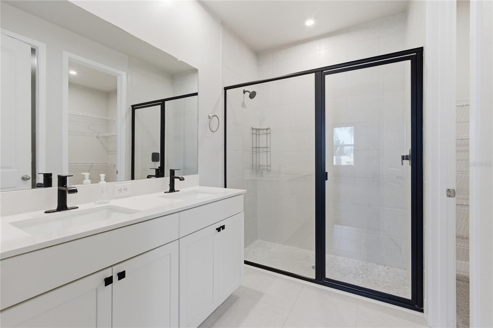 RENAISSANCE/WEST VLGS PH 2B & - Residential