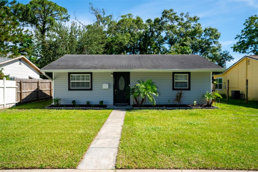 Photo of 326 50th Avenue N, St Petersburg, FL 33703 (MLS # TB8468720)