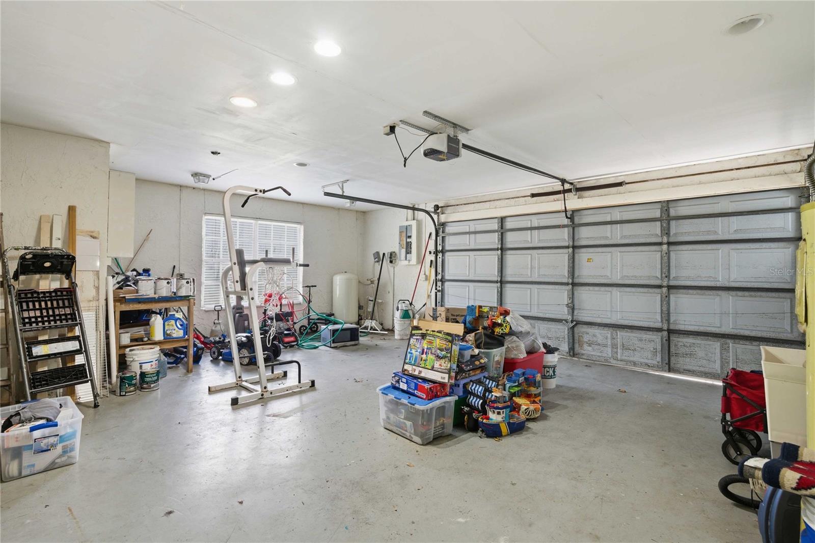 TIMBERLANE ESTATES - Residential