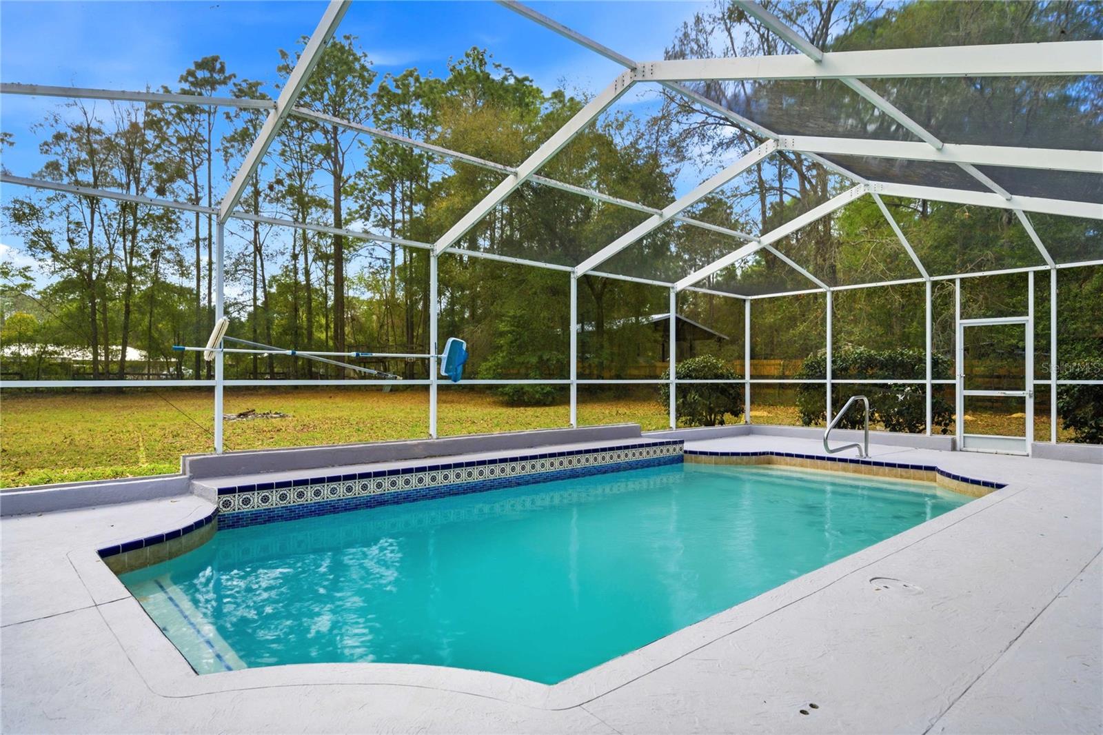 TIMBERLANE ESTATES - Residential