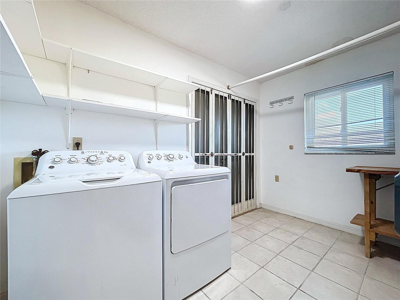 HIGHGATE C CONDO - Residential