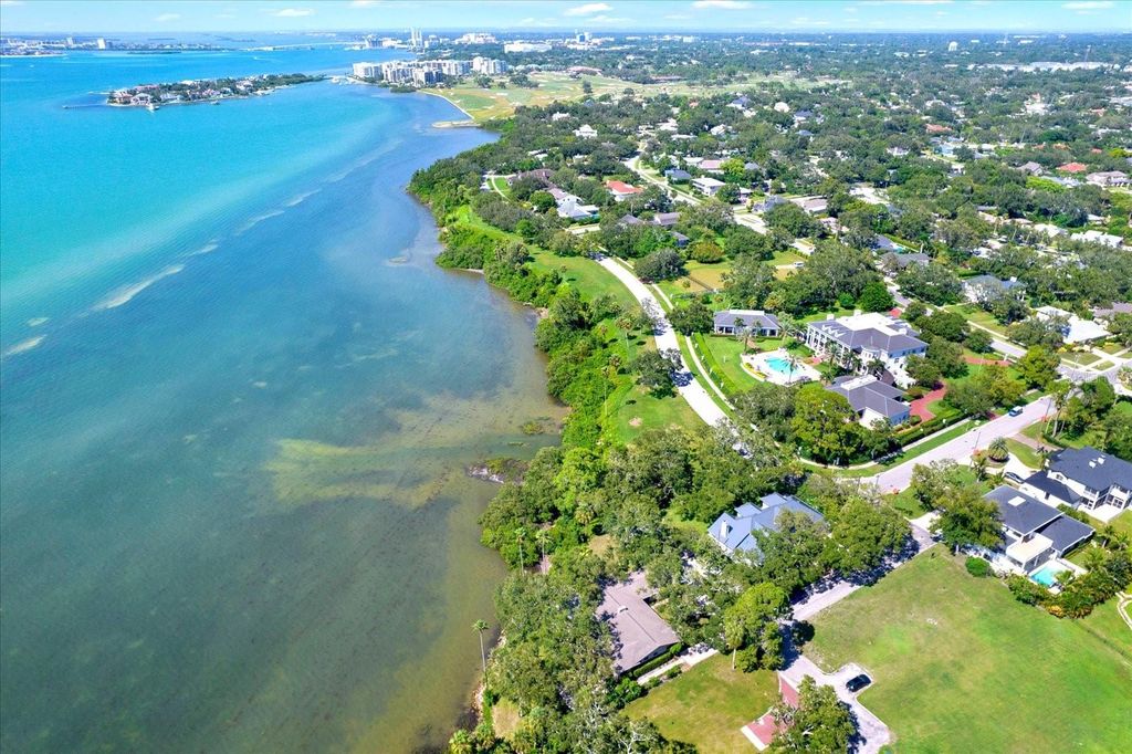 Photo of 4 Baybrook Place, Belleair, FL 33756 (MLS # TB8424705)