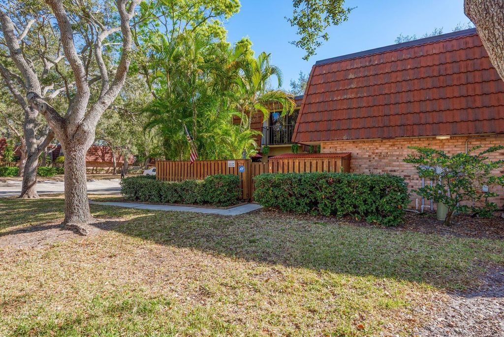 Photo of 2702 14th Court, Palm Harbor, FL 34684 (MLS # TB8475340)