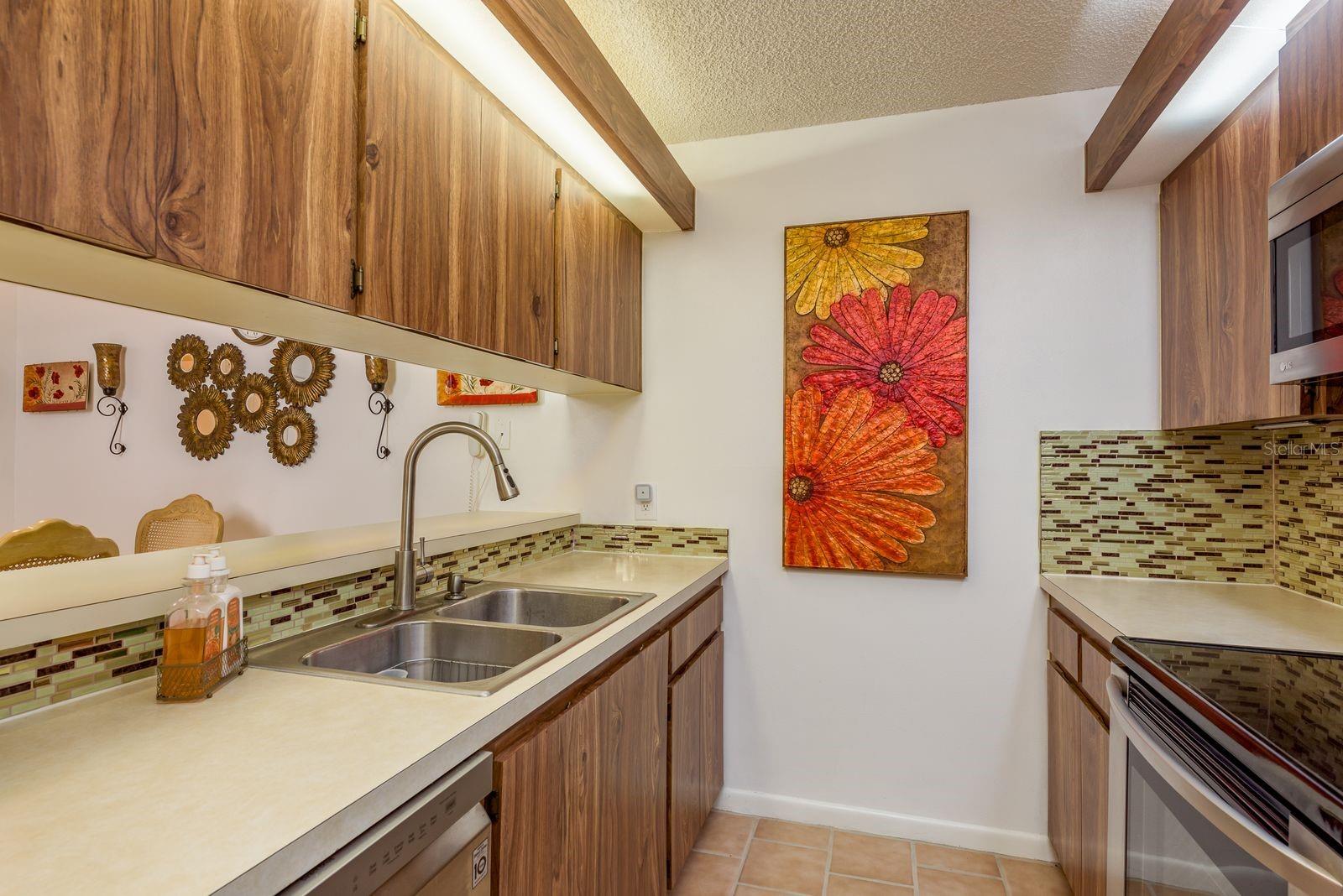 WEDGE WOOD OF PALM HARBOR - Residential