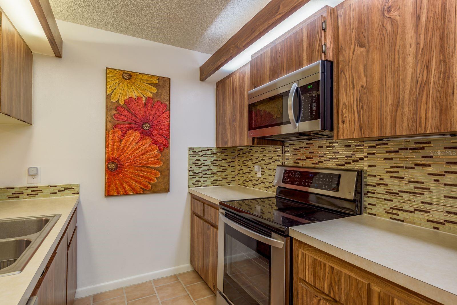 WEDGE WOOD OF PALM HARBOR - Residential