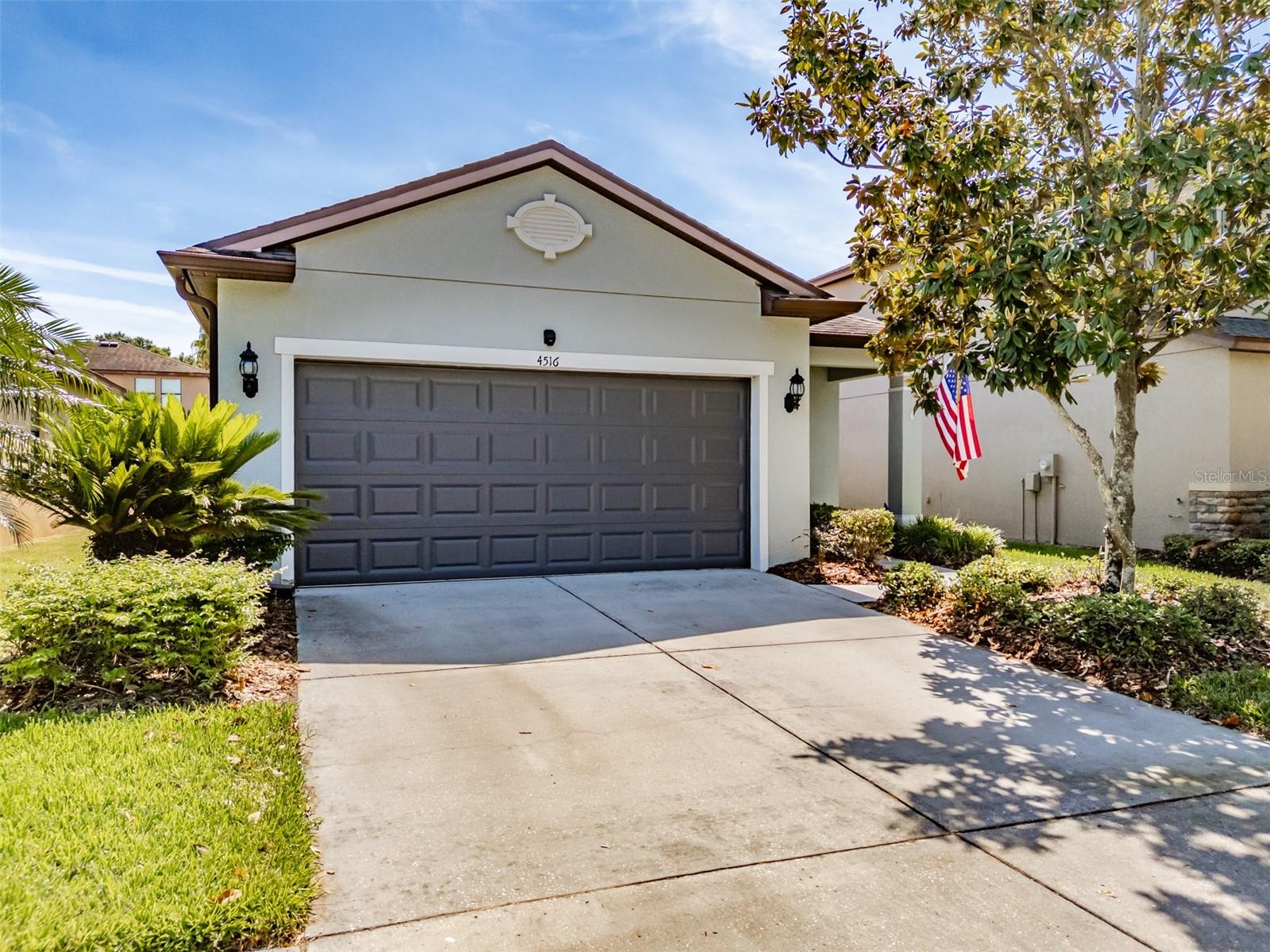 4516 SAVANNAH HOLLY PLACE