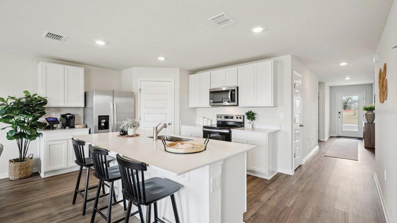 LEOMAS LANDING - PHASE 2 - Residential
