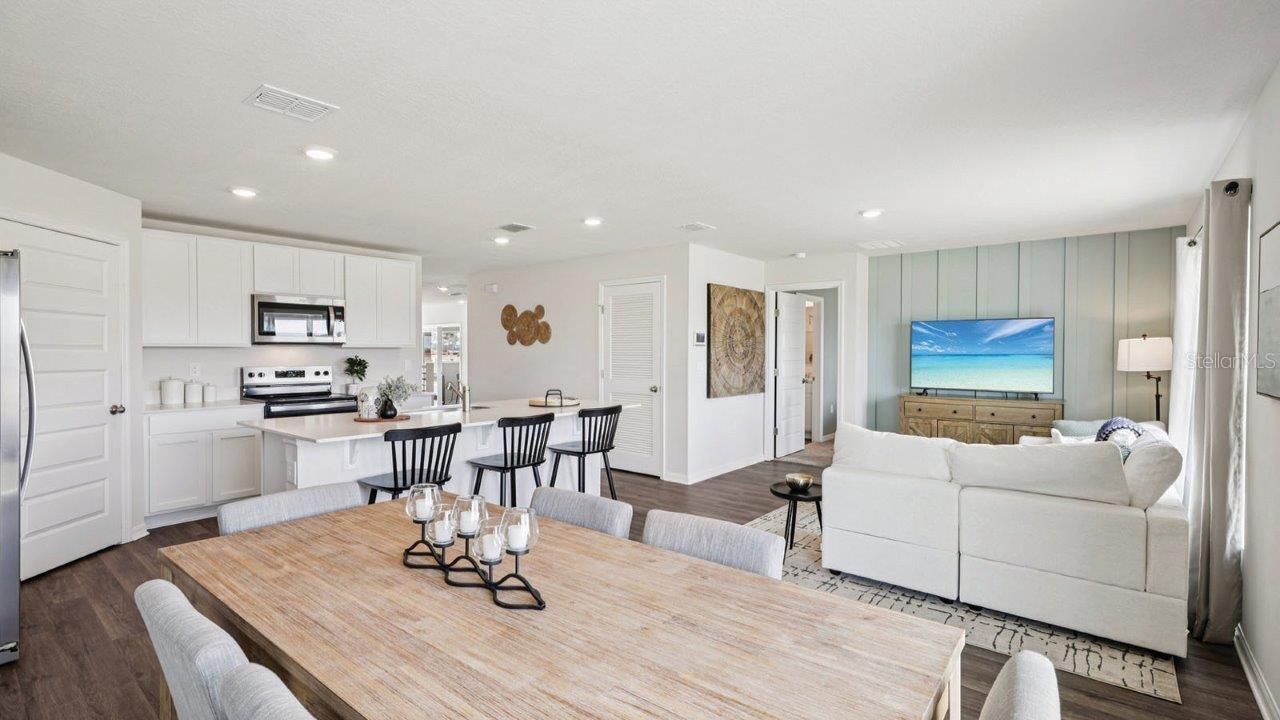 LEOMAS LANDING - PHASE 2 - Residential
