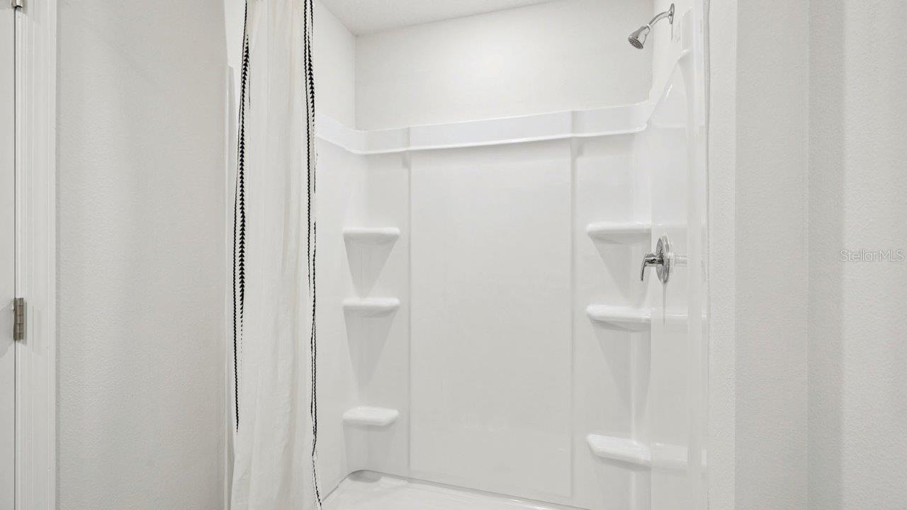 LEOMAS LANDING - PHASE 2 - Residential