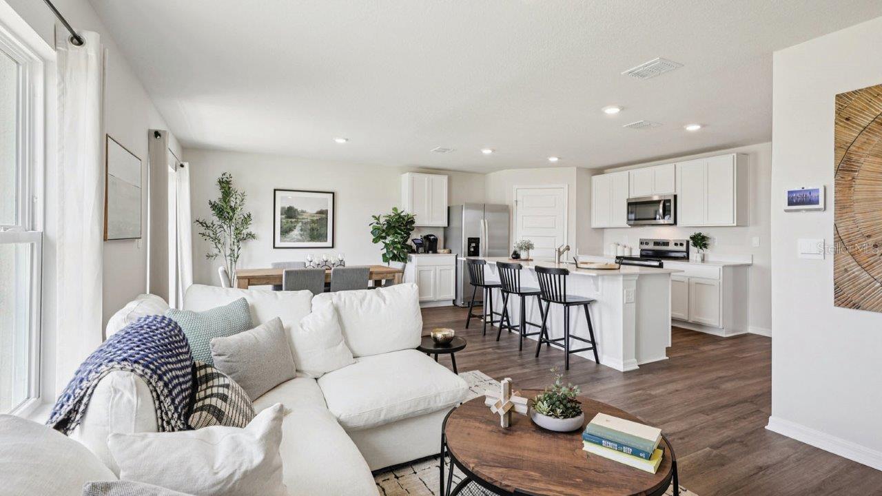 LEOMAS LANDING - PHASE 2 - Residential