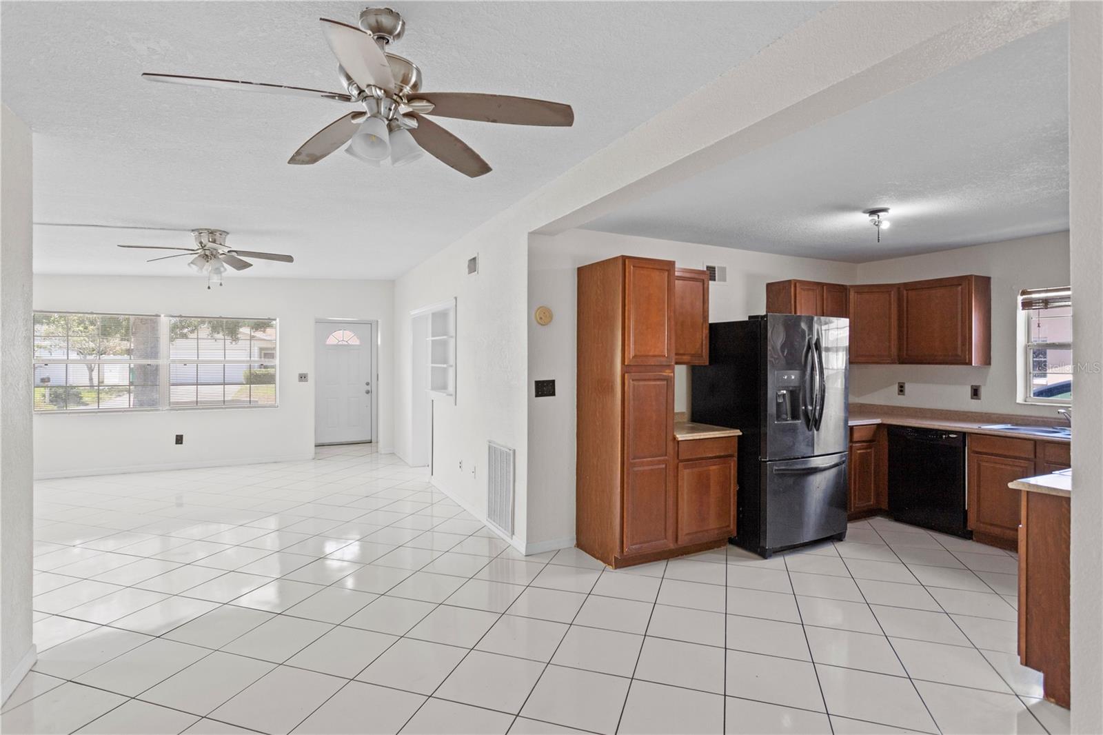 OAKHURST GROVES - Residential