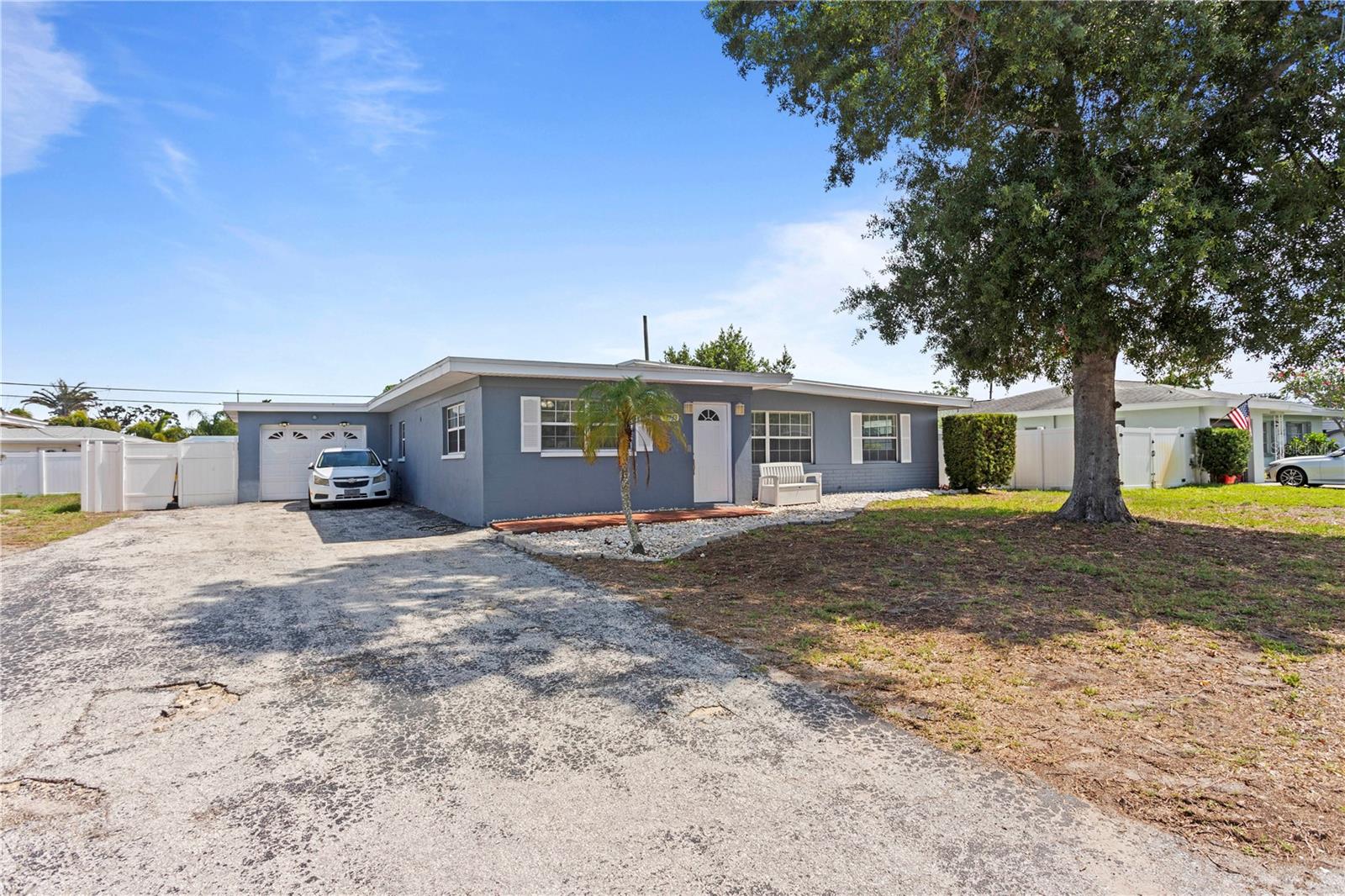 OAKHURST GROVES - Residential