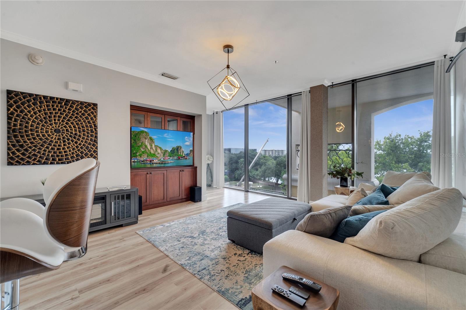 151 E WASHINGTON STREET 5A