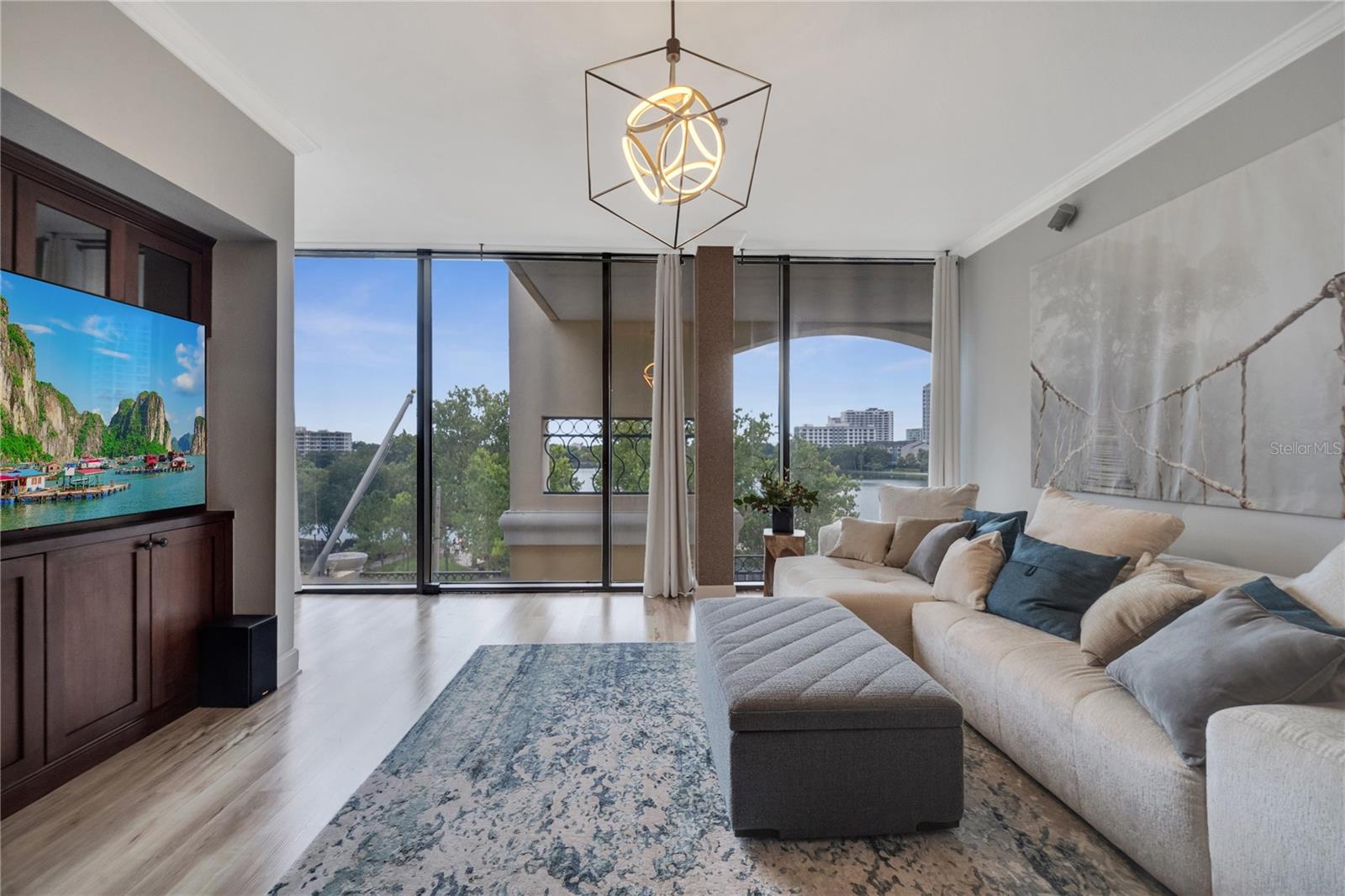 151 E WASHINGTON STREET 5A
