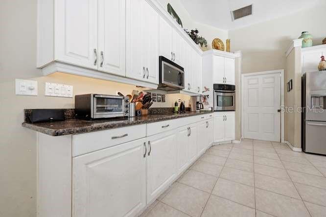 4208 SW 96TH DRIVE
