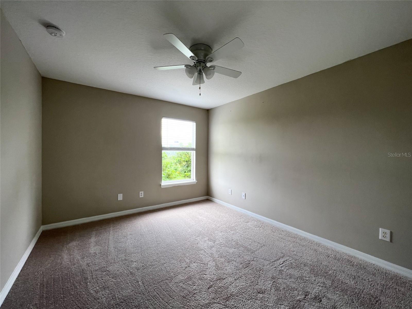 LAS CASCADA PH 01 - Residential Lease