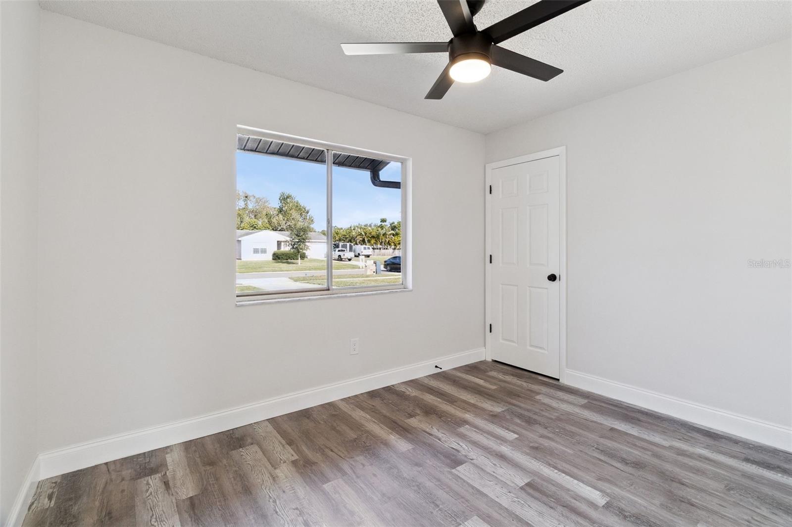 PORT MALABAR COUNTRY CLUB UNIT 04 - Residential