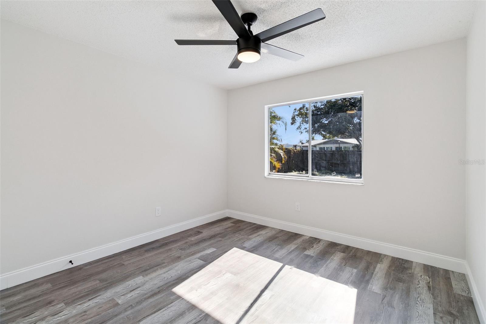 PORT MALABAR COUNTRY CLUB UNIT 04 - Residential