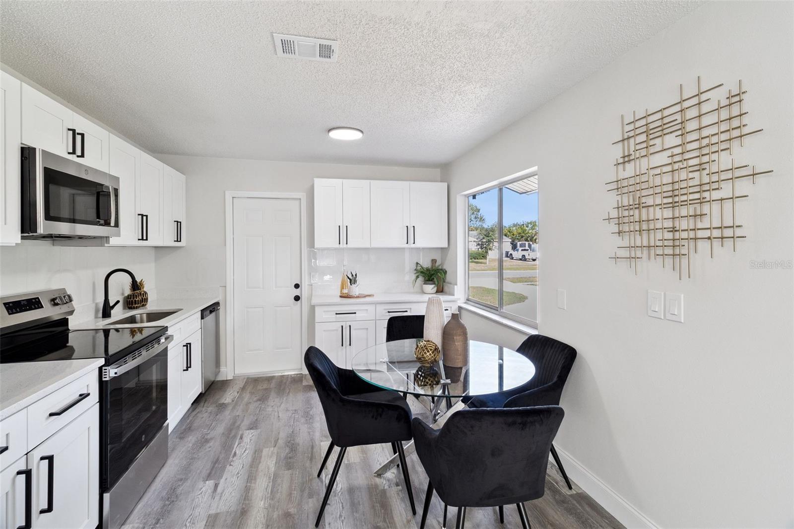 PORT MALABAR COUNTRY CLUB UNIT 04 - Residential