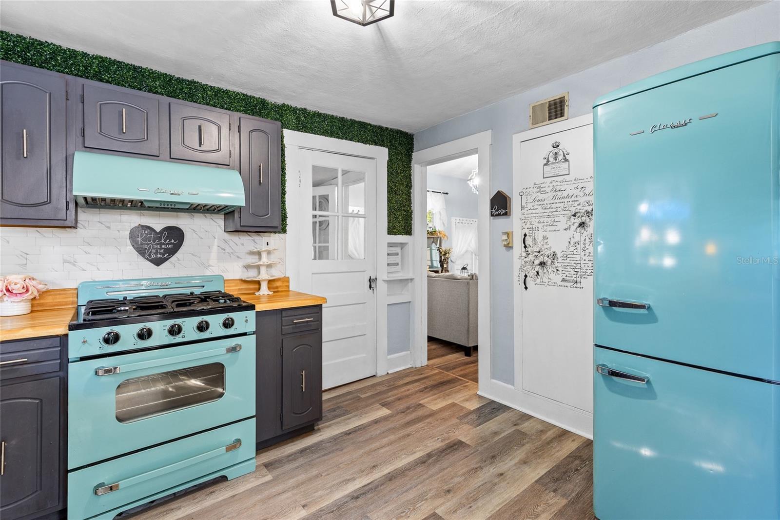 POYNTERS  F T ADD - Residential