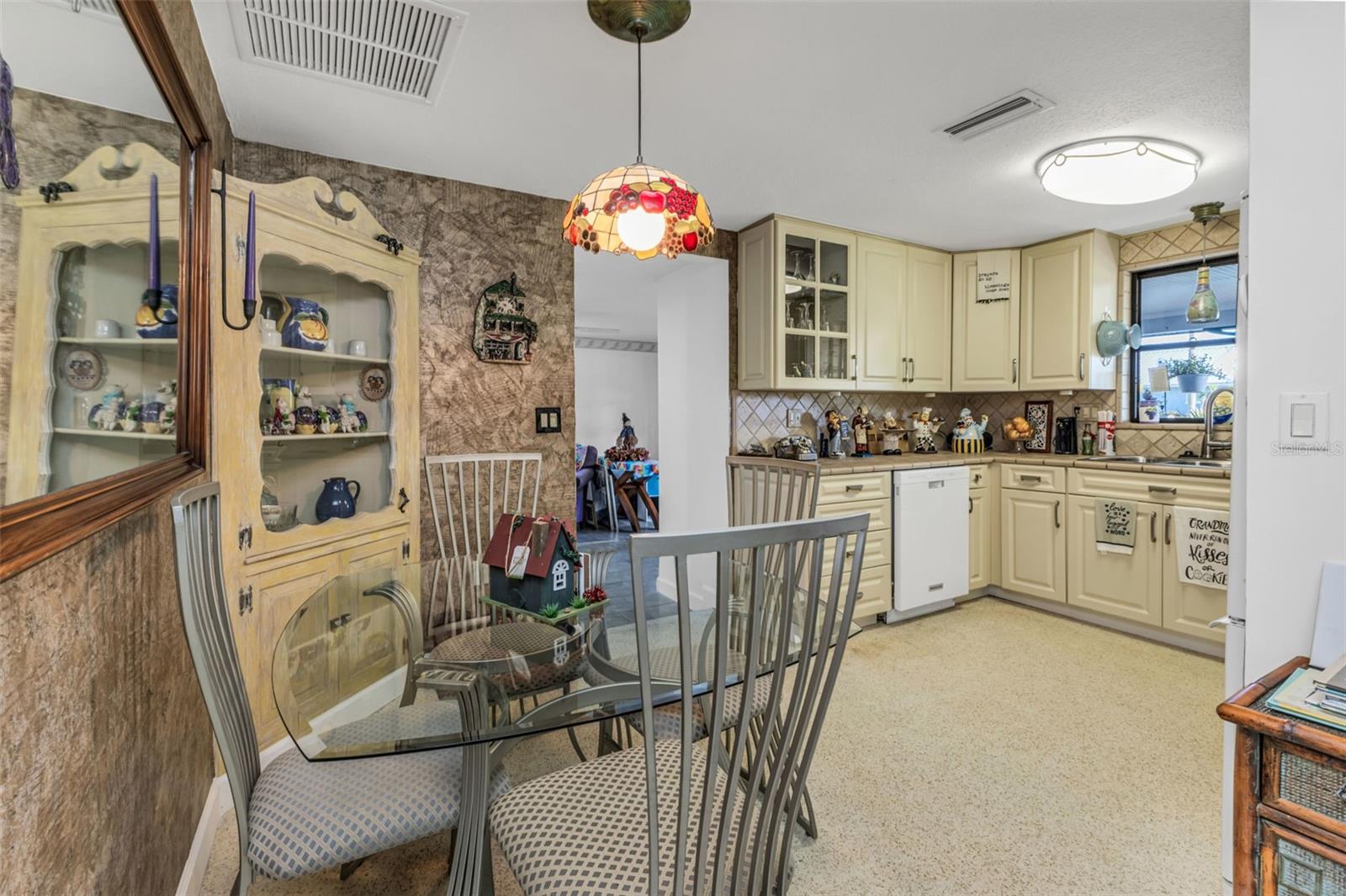 GROVE CITY TERRACE - Residential