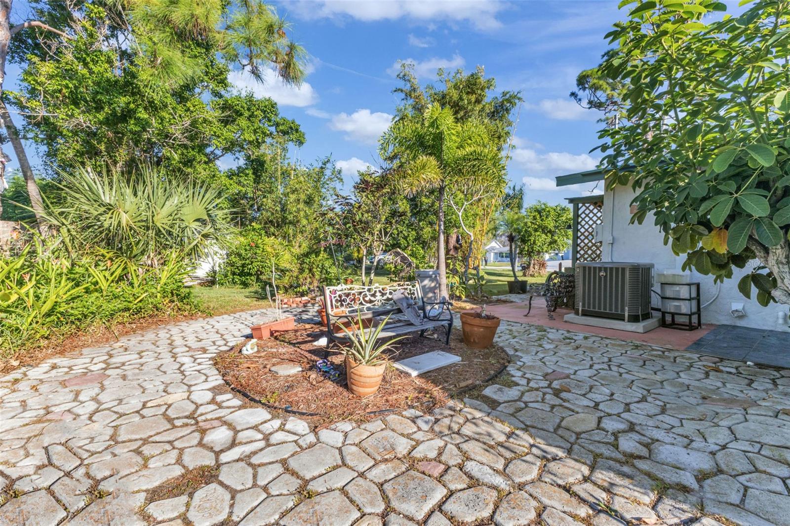 GROVE CITY TERRACE - Residential