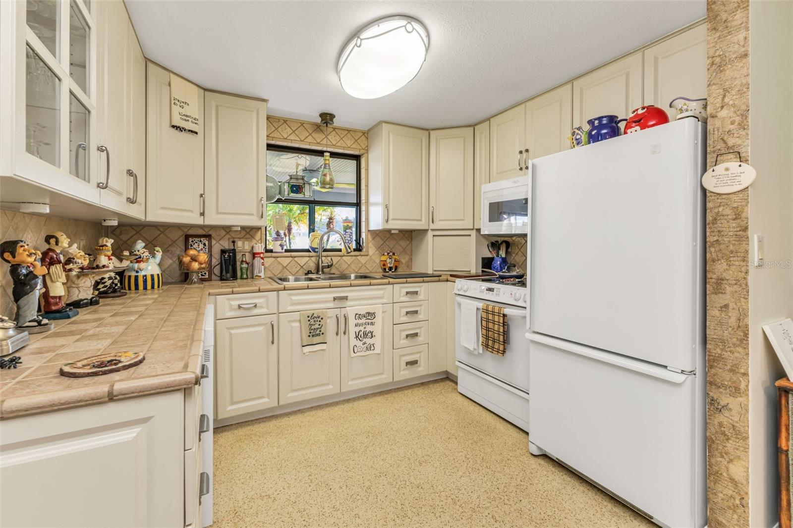2091 OYSTER CREEK DRIVE