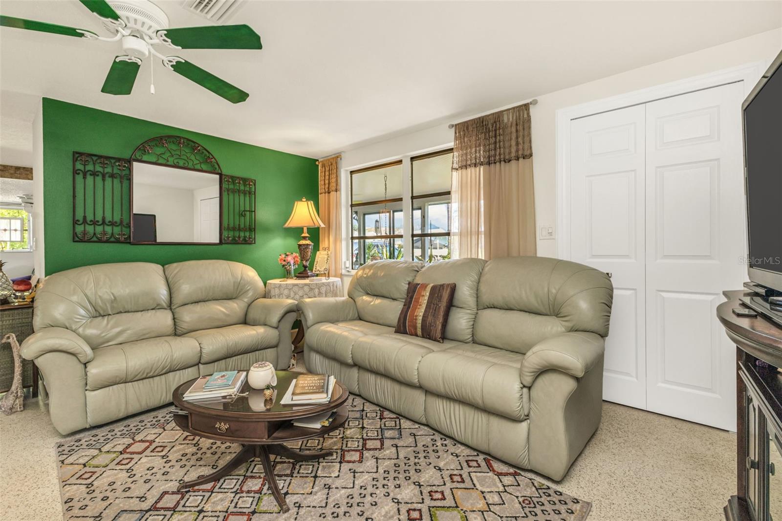 GROVE CITY TERRACE - Residential