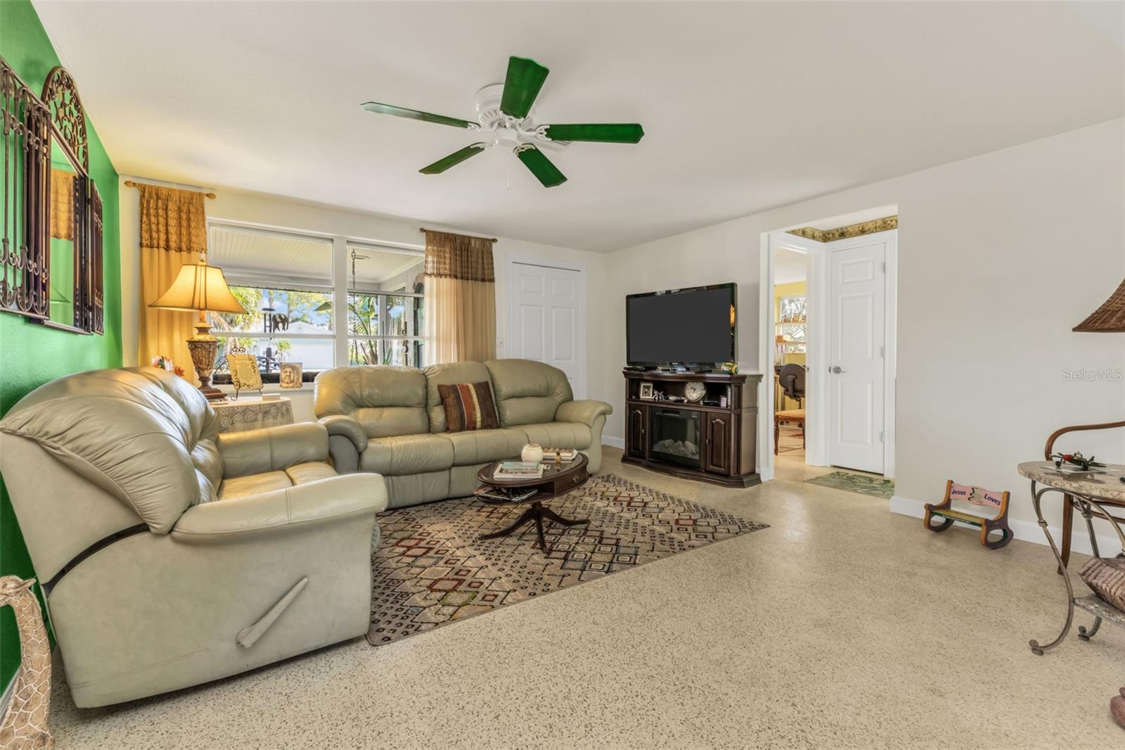 GROVE CITY TERRACE - Residential