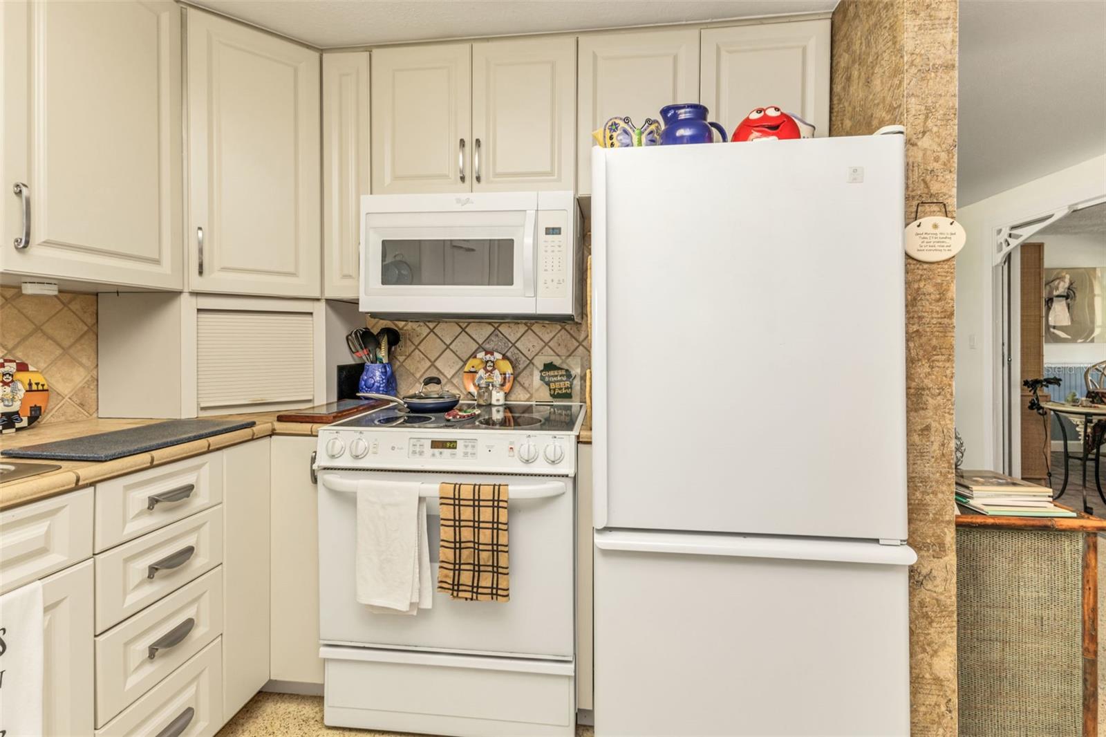 GROVE CITY TERRACE - Residential