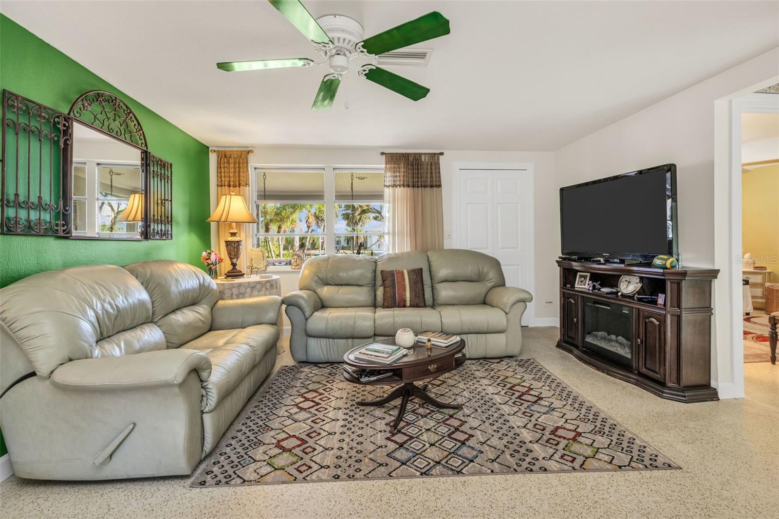 GROVE CITY TERRACE - Residential