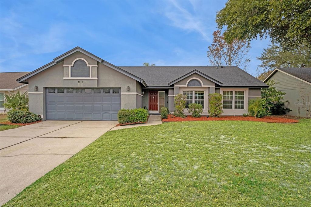 Photo of 1016 Providence Lane, Oviedo, FL 32765 (MLS # O6373362)