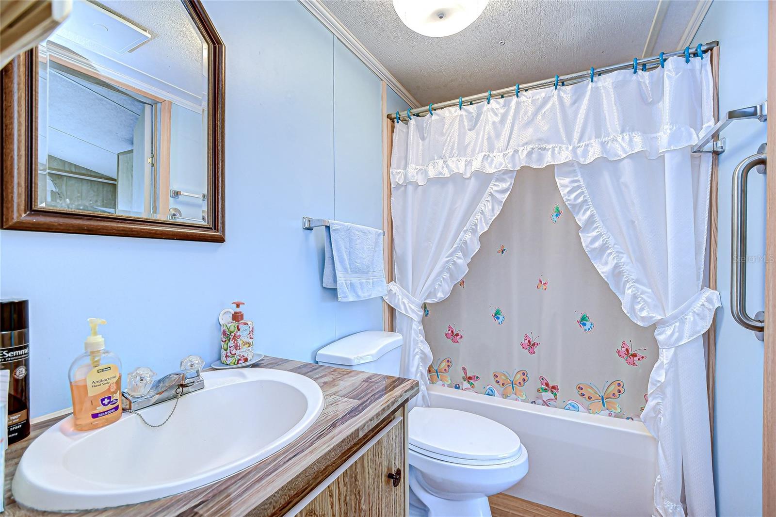 GEM ESTATES - Residential