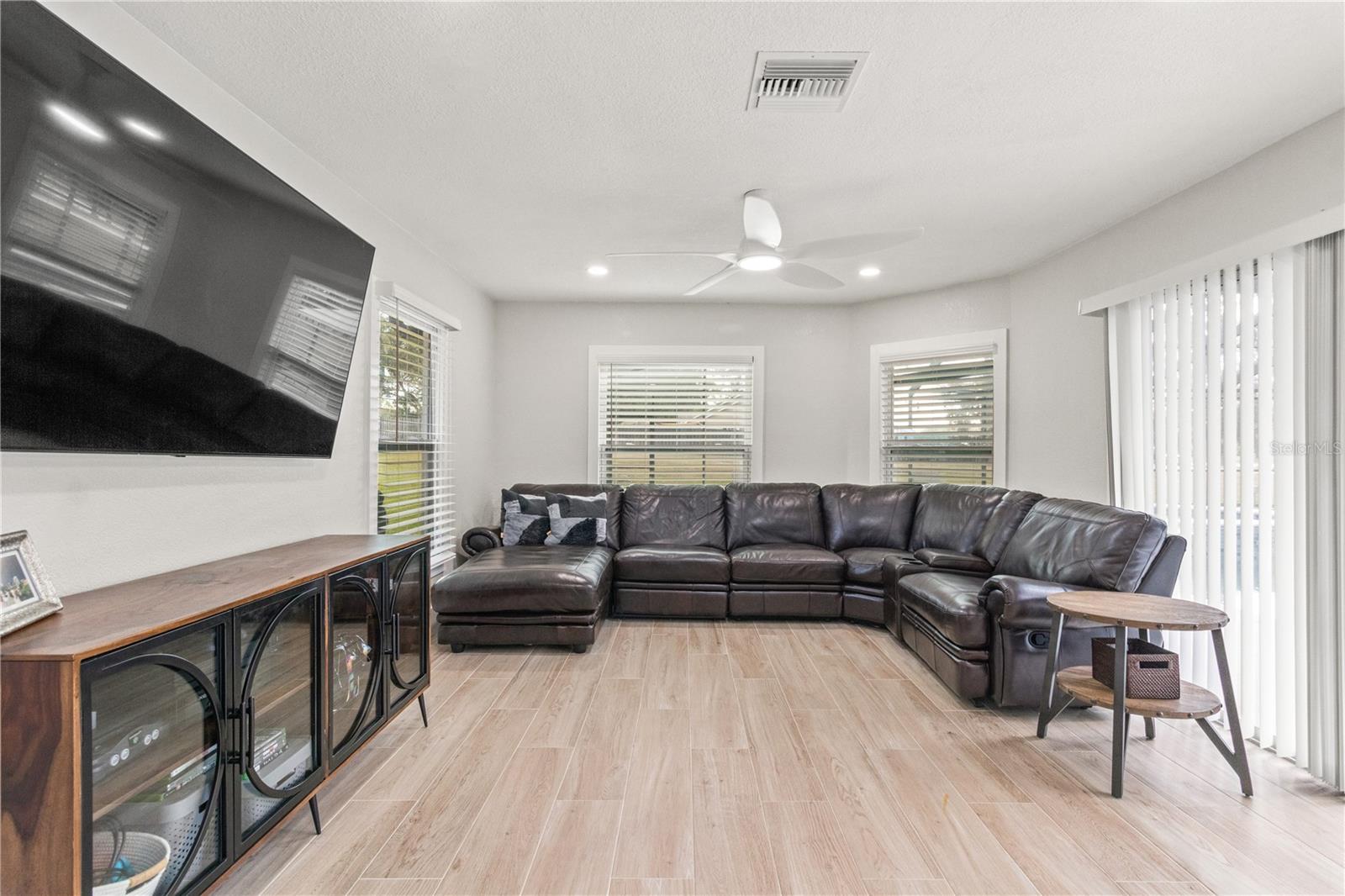 ZEPHYRHILLS COLONY CO - Residential